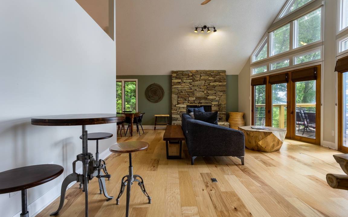 Photo of Livingroom in Royal Pines