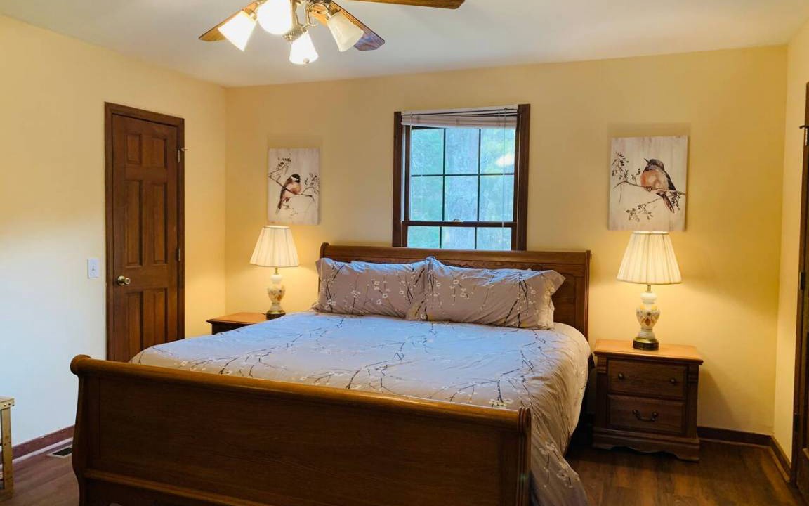 Photo of Bedroom in Apex