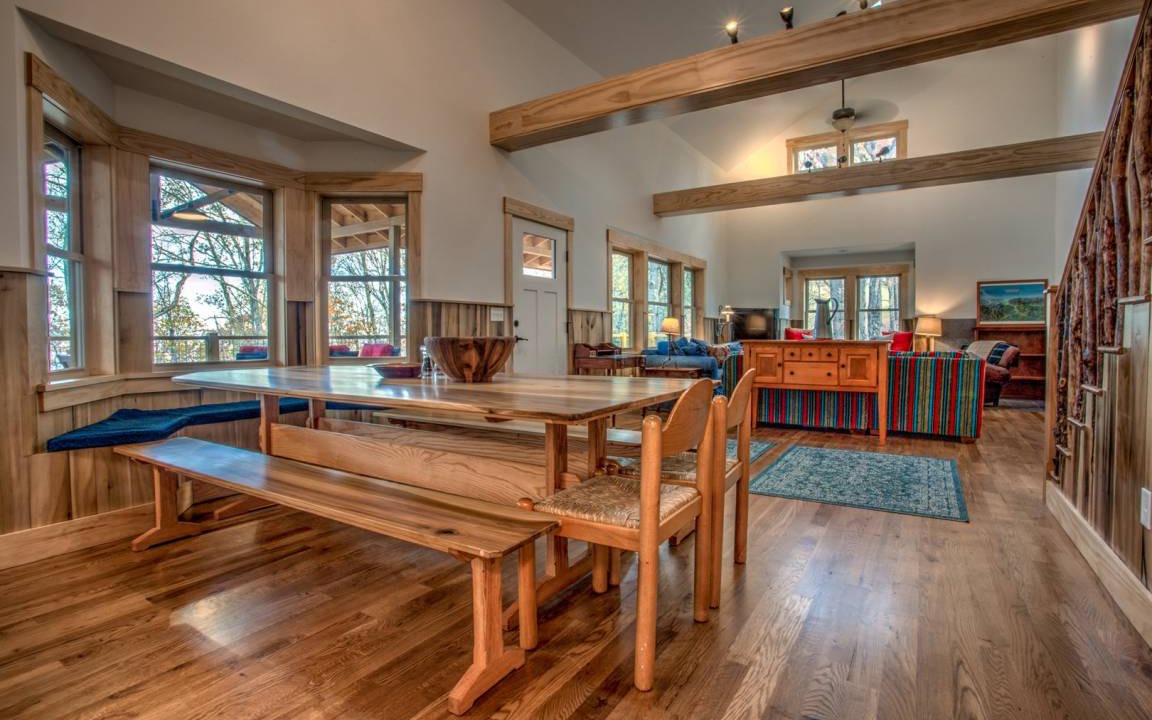 Photo of Livingroom in Fairview