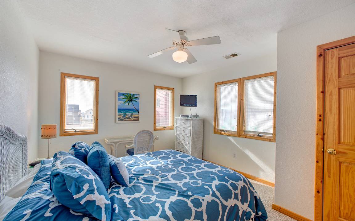 Photo of Bedroom in Rodanthe