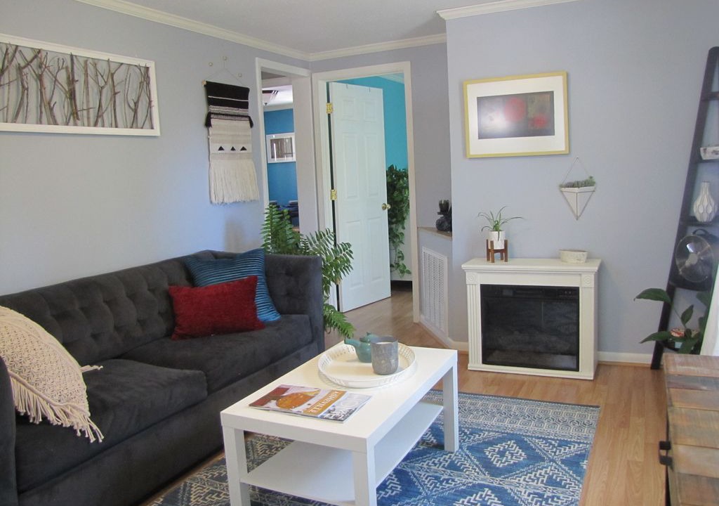 Photo of Livingroom in Oakley