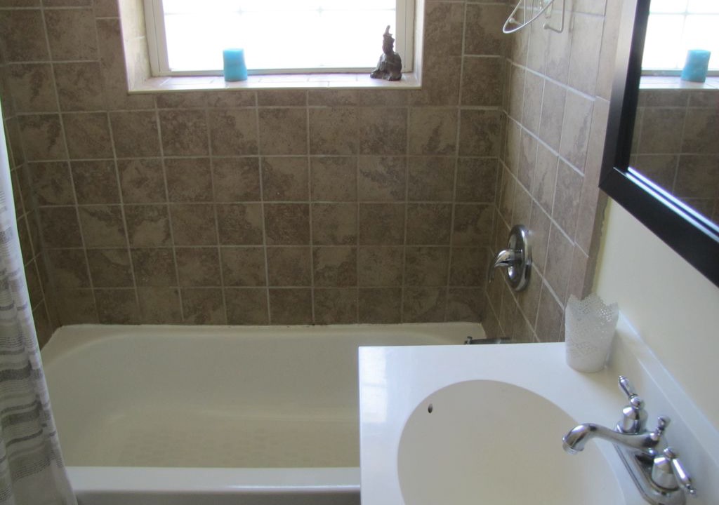 Photo of Bathroom in Oakley