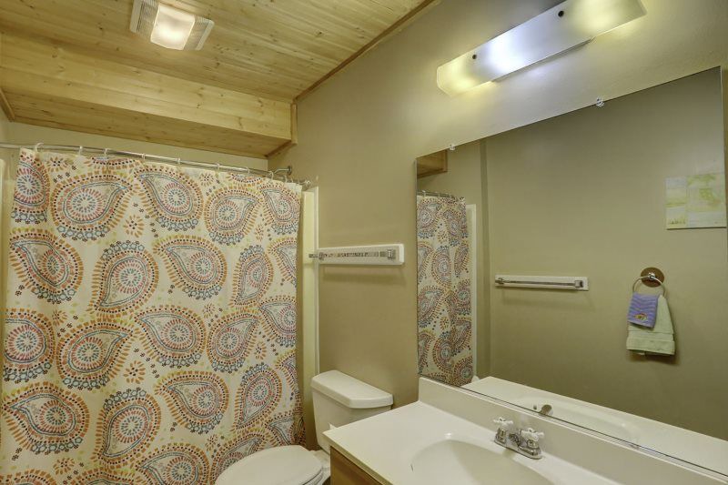 Photo of Bathroom in Kitty Hawk
