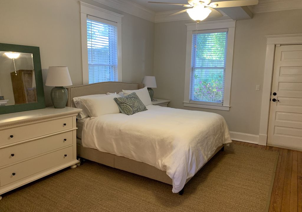 Photo of Bedroom in Summerville