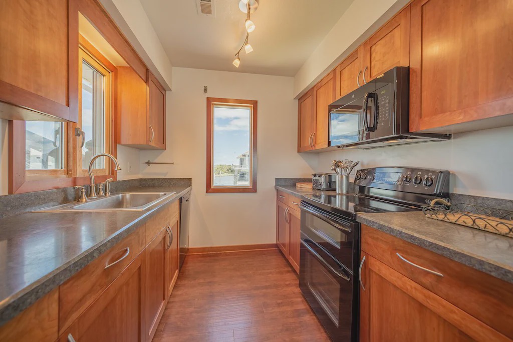 Photo of Kitchen in Brigands' Bay