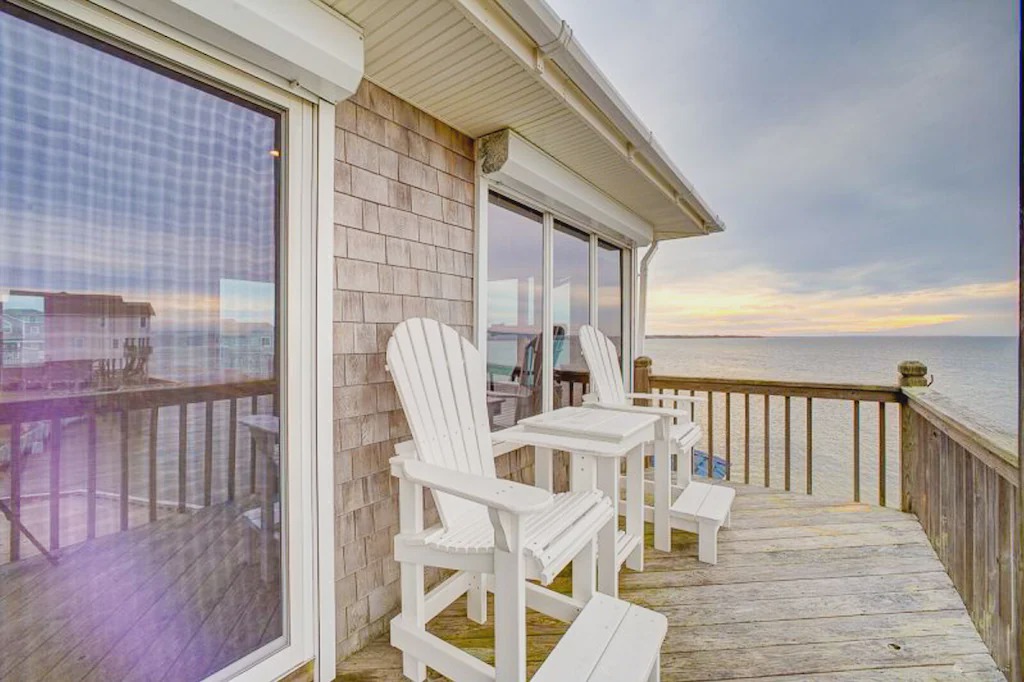 Photo of Patio Balcony in Brigands' Bay