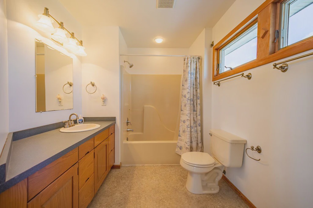Photo of Bathroom in Brigands' Bay