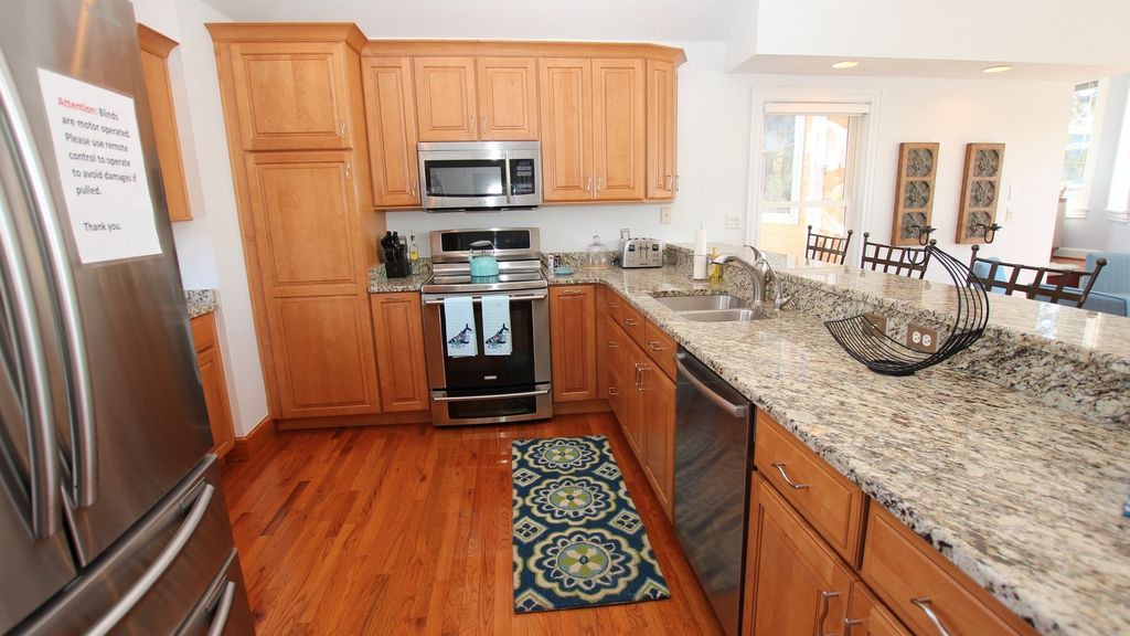 Photo of Kitchen in Monteray Shores