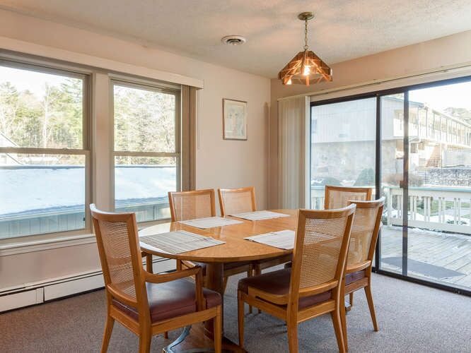 Photo of Livingroom in Flat Rock