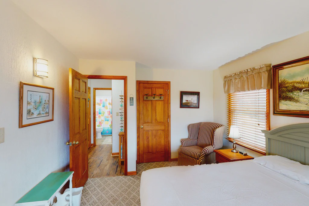 Photo of Bedroom in Avon