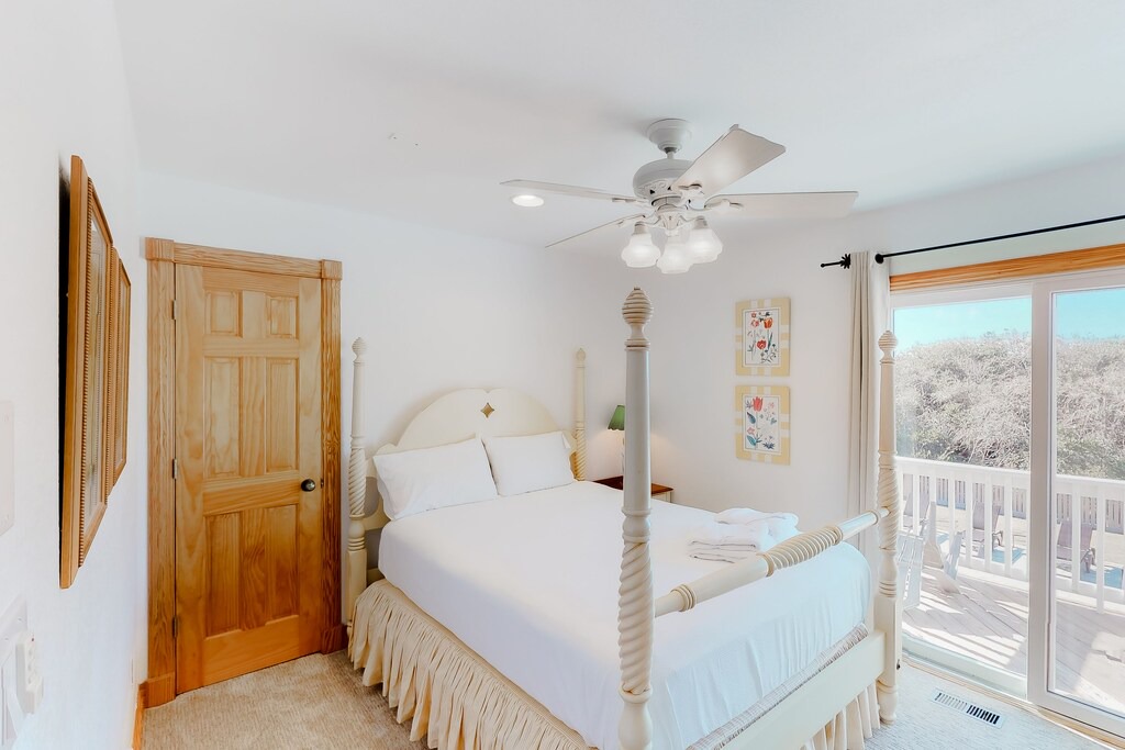 Photo of Bedroom in Pine Island