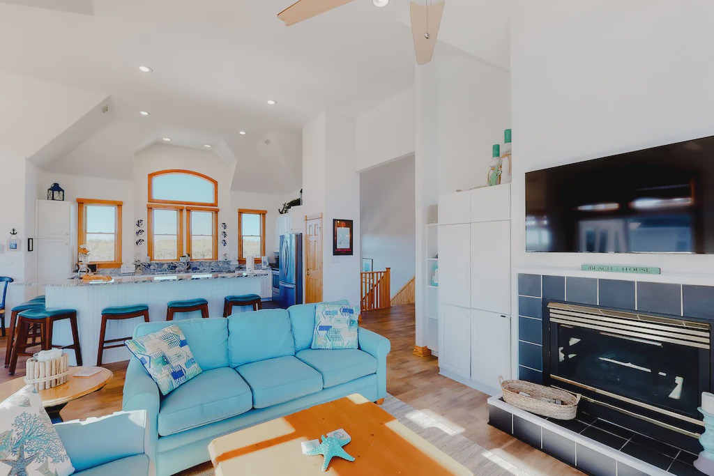 Photo of Livingroom in Pine Island