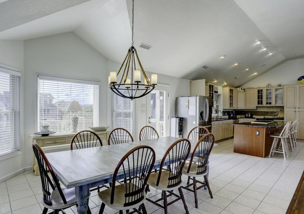 Photo of Livingroom in Southern Shores