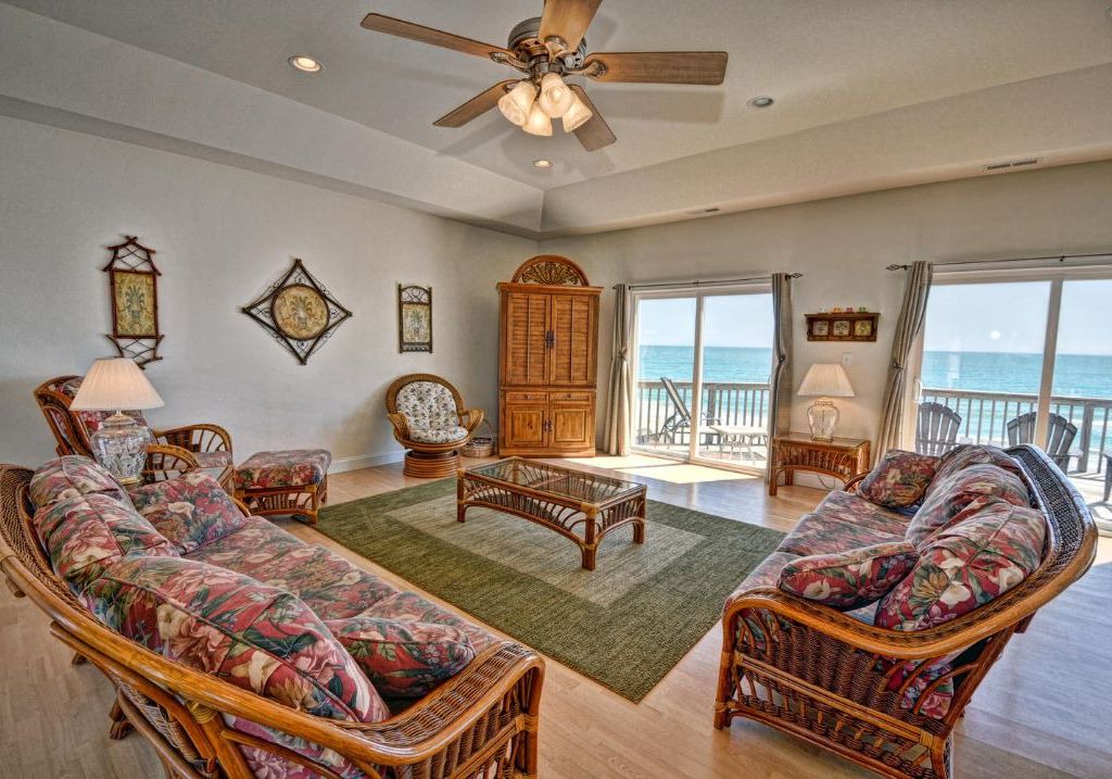 Photo of Livingroom in Village of Stump Sound