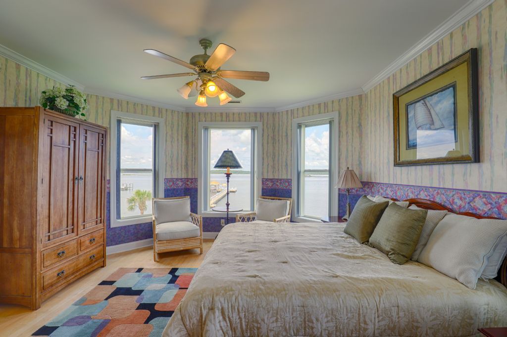 Photo of Bedroom in Cape Island