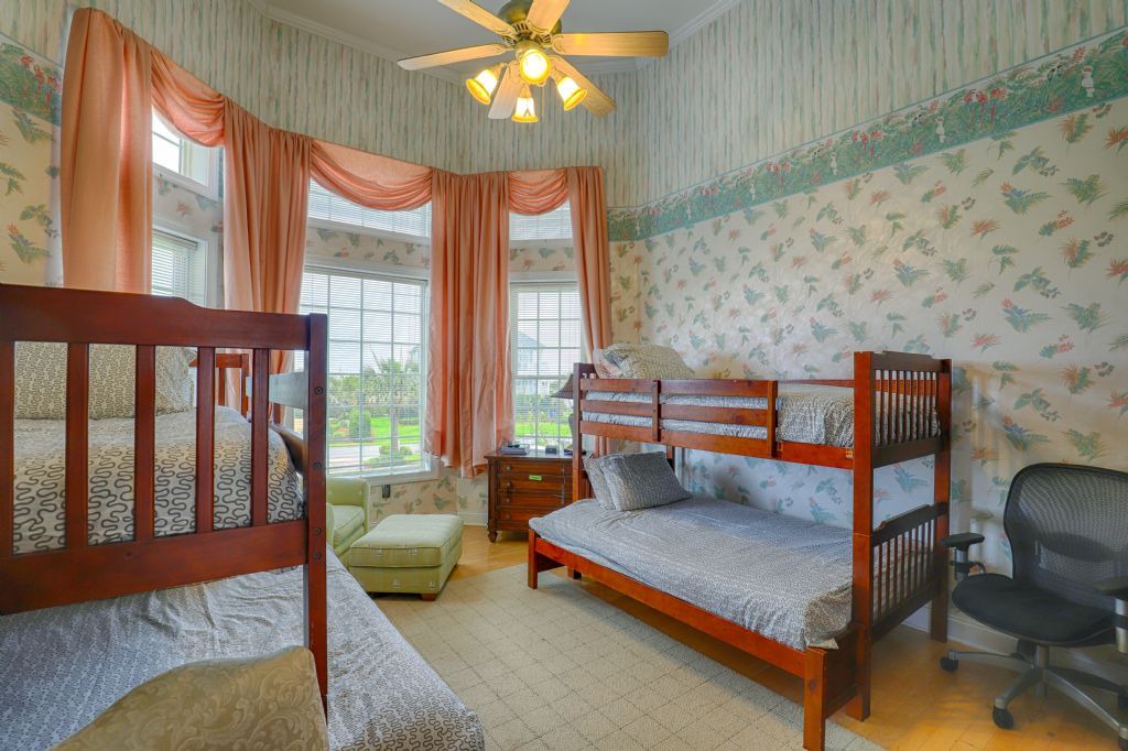 Photo of Bedroom in Cape Island