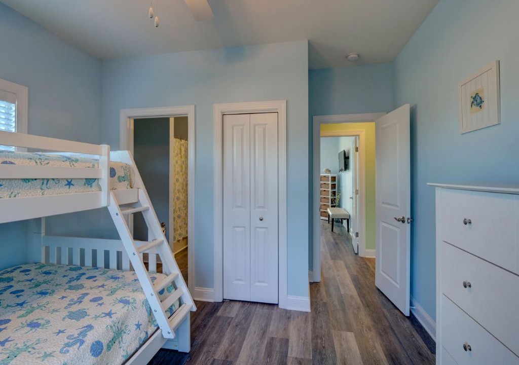 Photo of Bedroom in Village of Stump Sound