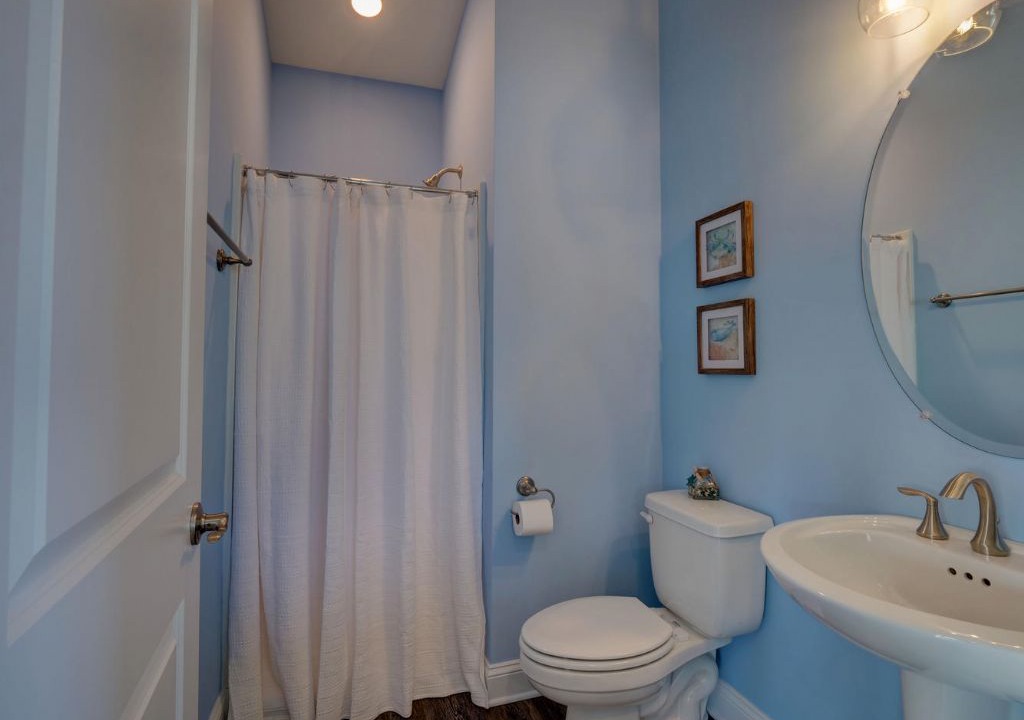 Photo of Bathroom in Village of Stump Sound