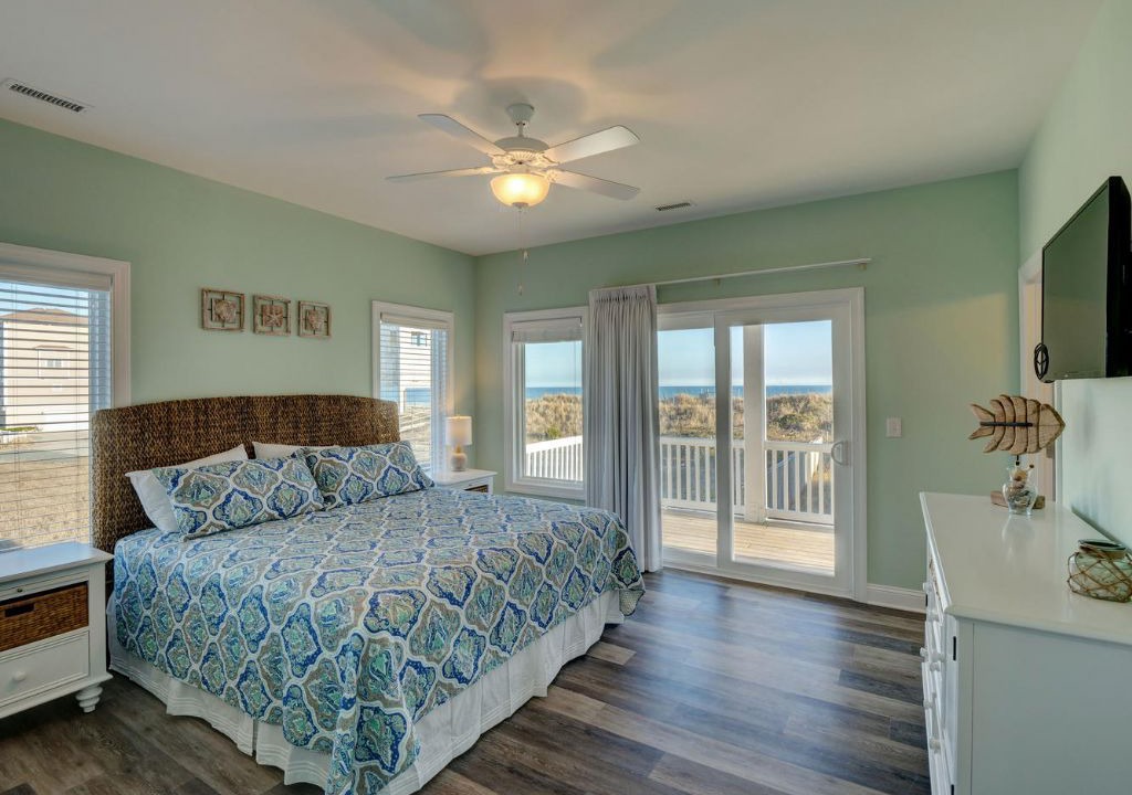 Photo of Bedroom in Village of Stump Sound