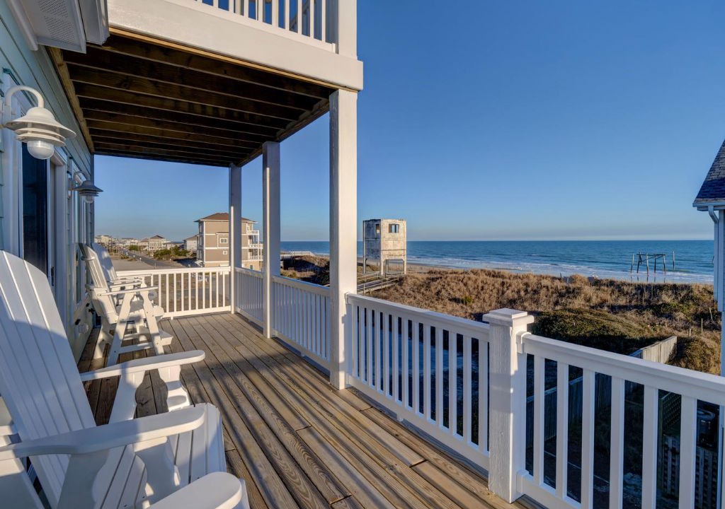 Photo of Patio Balcony in Village of Stump Sound