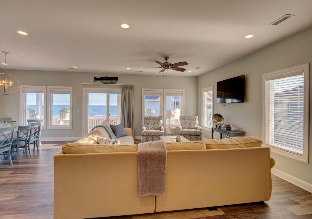 Photo of Livingroom in Village of Stump Sound