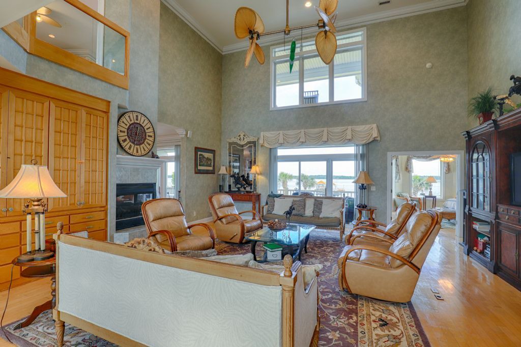 Photo of Livingroom in Cape Island