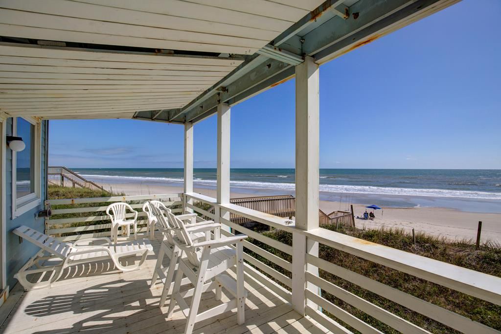 Photo of Patio Balcony in Village of Stump Sound