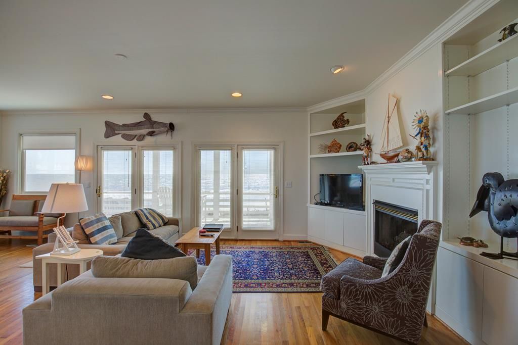 Photo of Livingroom in Village of Stump Sound