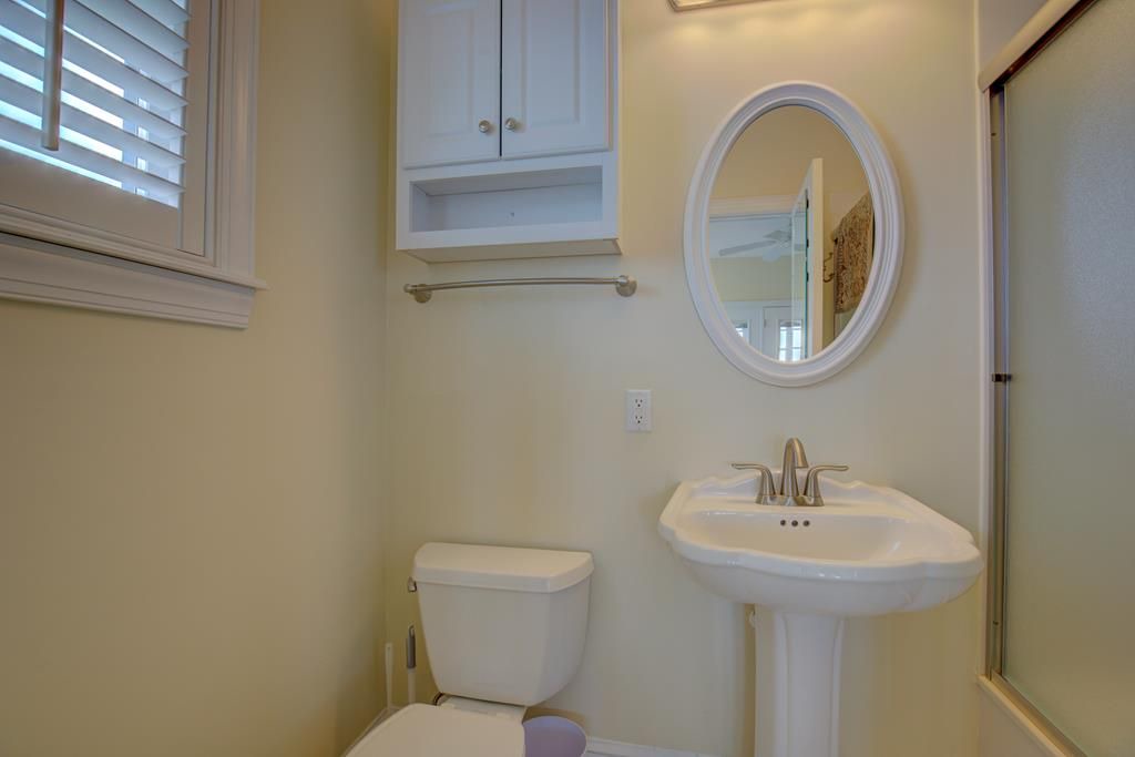 Photo of Bathroom in Cape Island