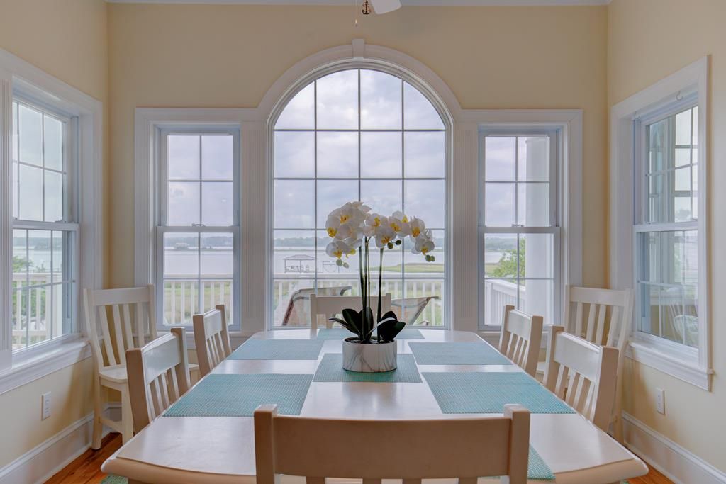 Photo of Livingroom in Cape Island
