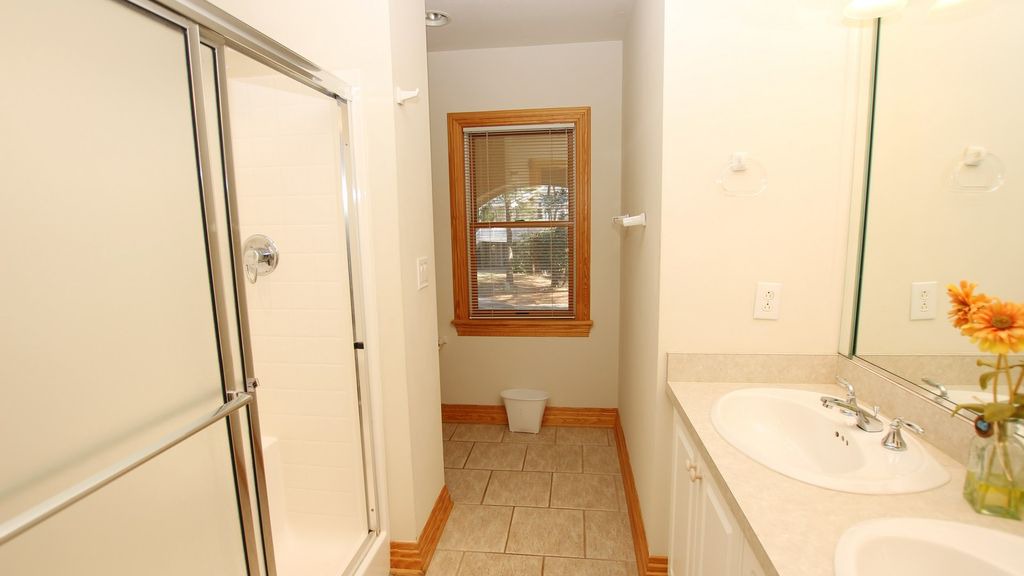 Photo of Bathroom in Monteray Shores