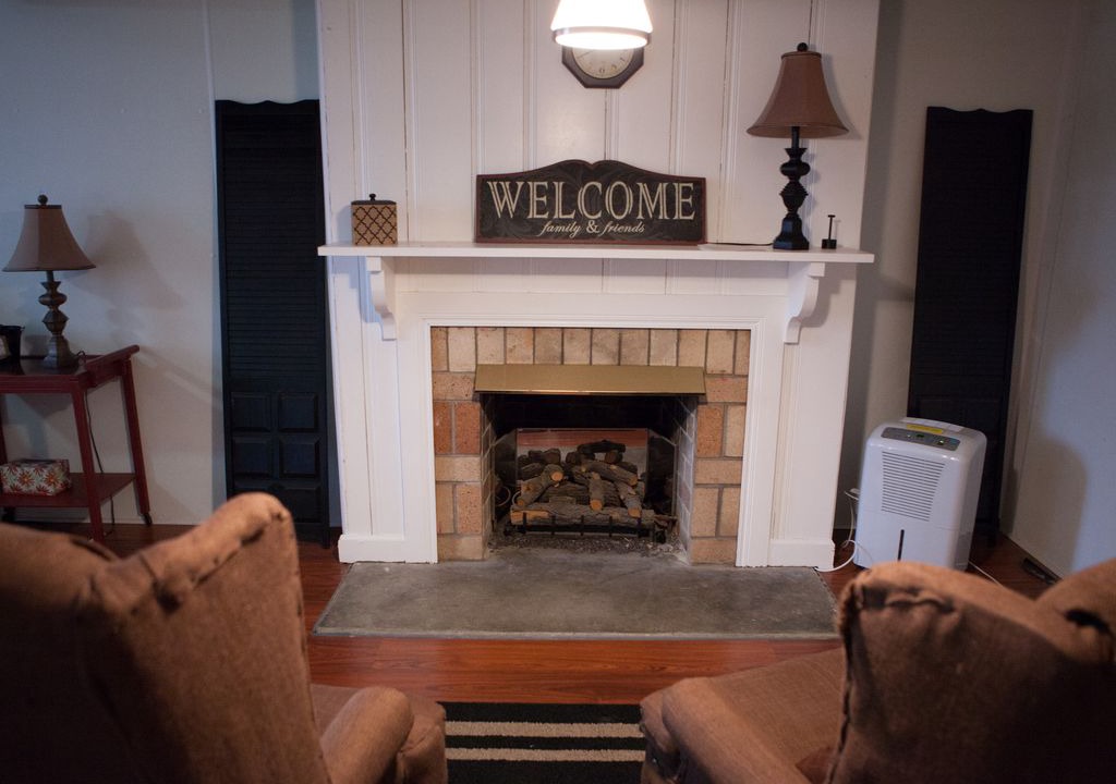 Photo of Livingroom in Merry Oaks