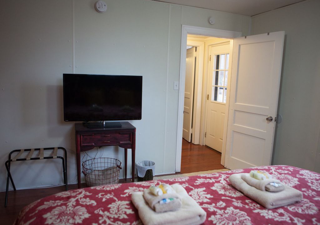 Photo of Bedroom in Merry Oaks