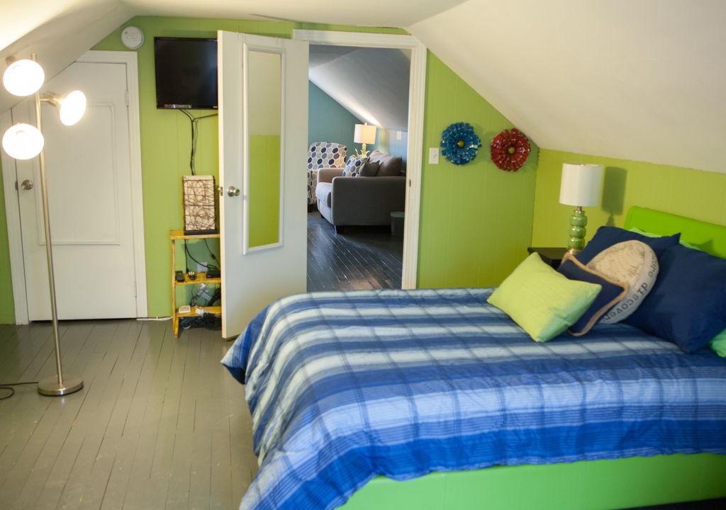 Photo of Bedroom in Merry Oaks