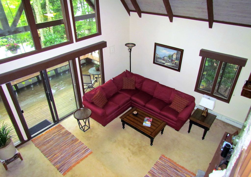 Photo of Livingroom in Charter Hills