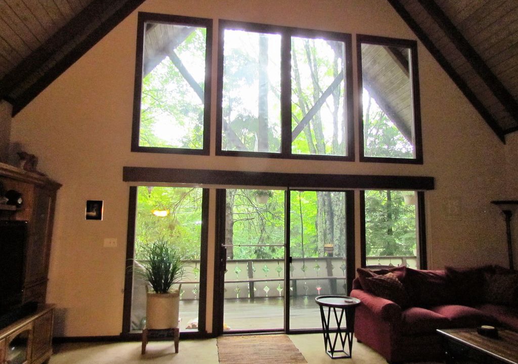Photo of Livingroom in Charter Hills
