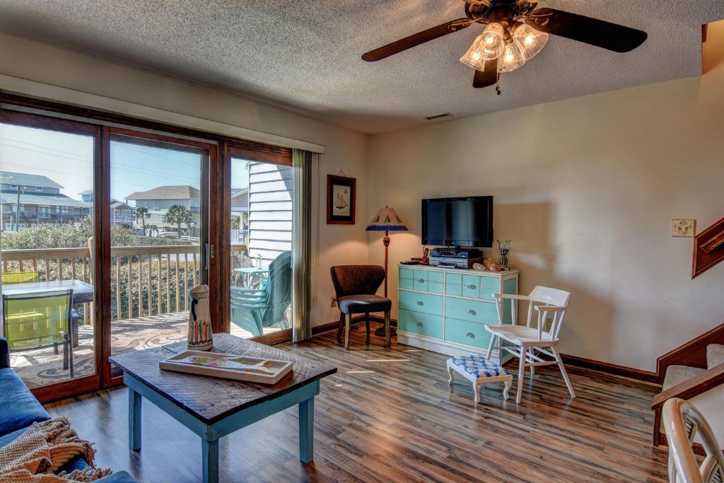 Photo of Livingroom in Surf City