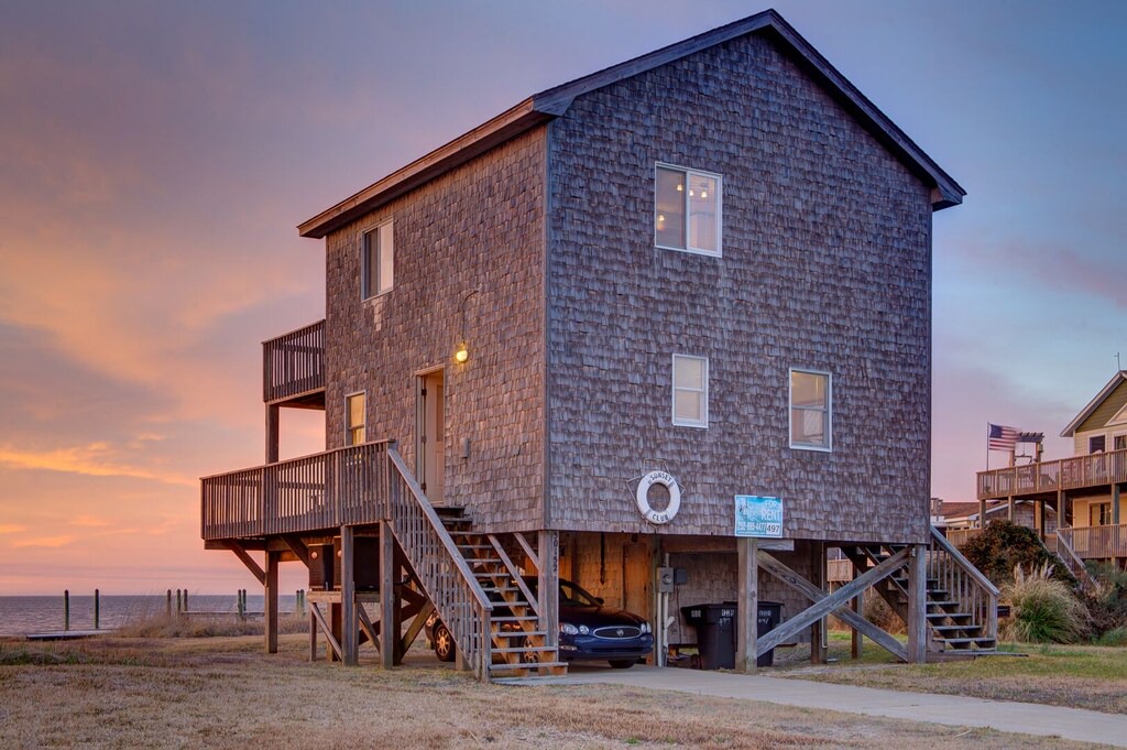 Photo of Buildings in Brigands' Bay