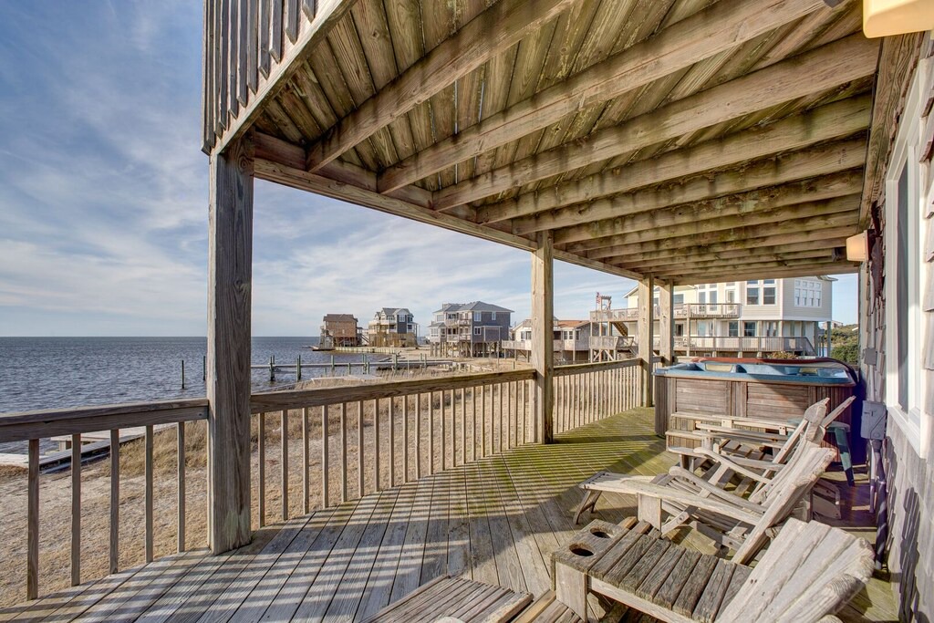 Photo of Patio Balcony in Brigands' Bay