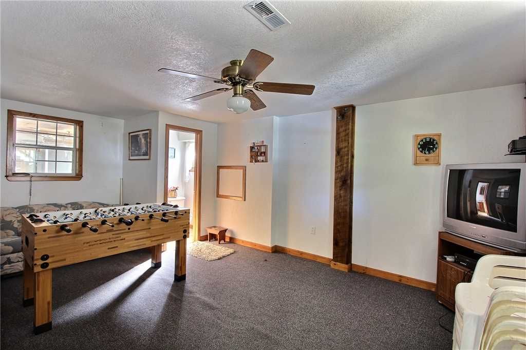 Photo of Livingroom in Brigands' Bay