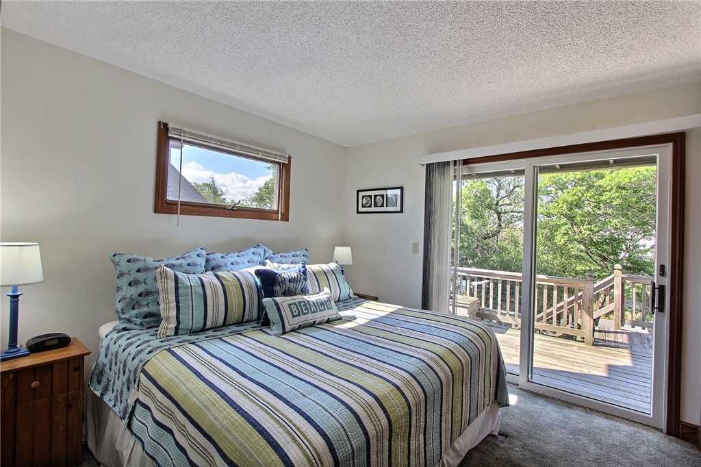 Photo of Bedroom in Brigands' Bay