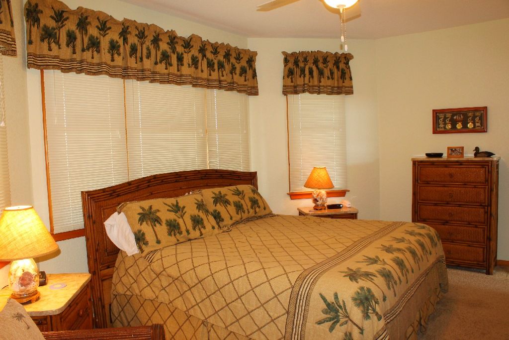 Photo of Bedroom in Manteo