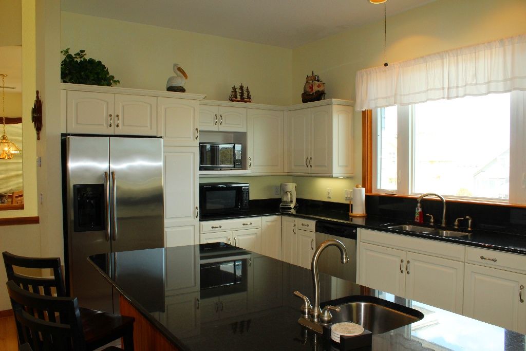 Photo of Kitchen in Manteo