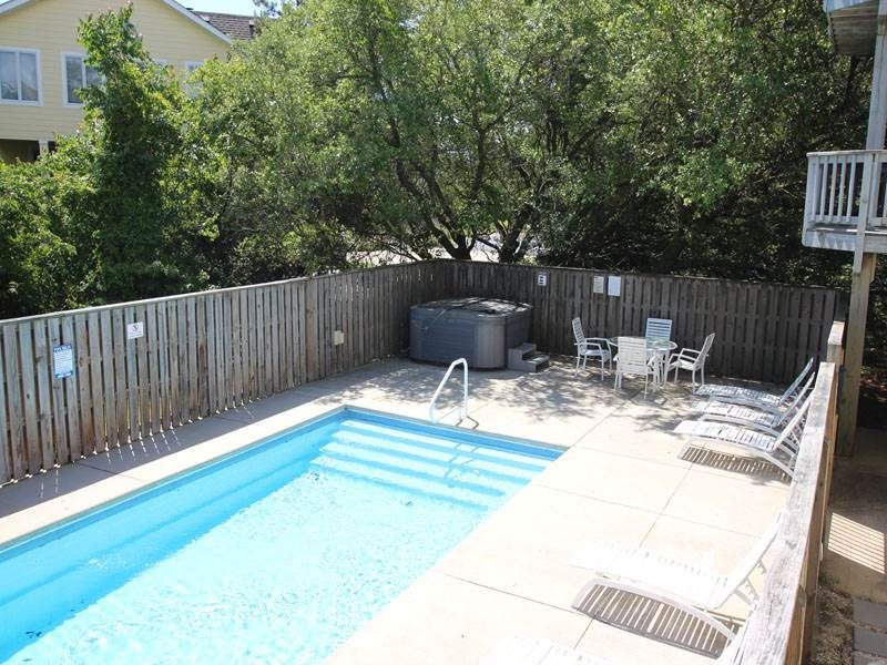 Photo of Outdoor in Monteray Shores