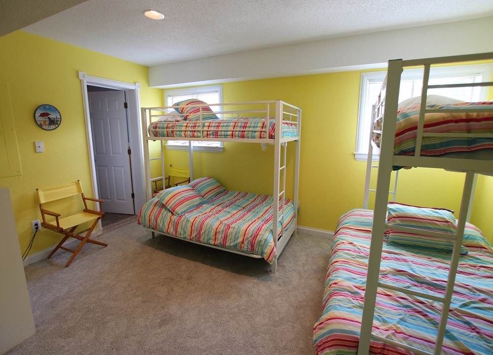 Photo of Bedroom in Monteray Shores