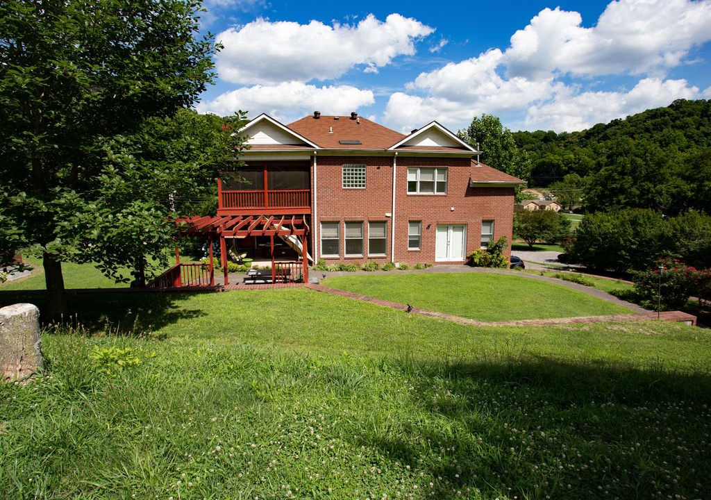 Photo of Buildings in Brentwood