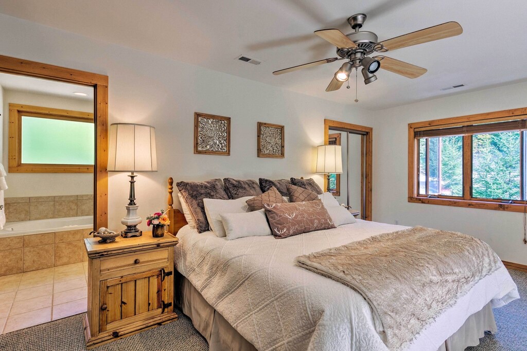 Photo of Bedroom in Charter Hills
