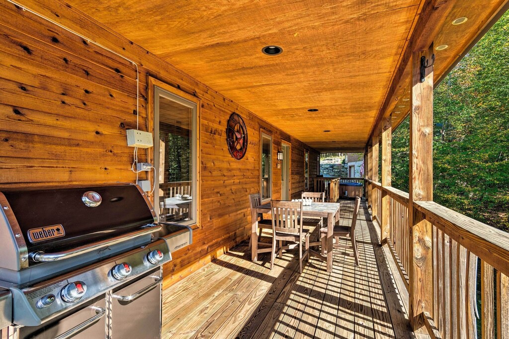 Photo of Patio Balcony in Charter Hills