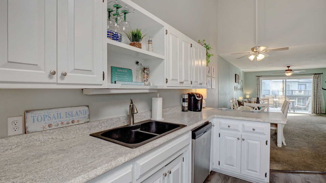 Photo of Kitchen in McCutcheon Field