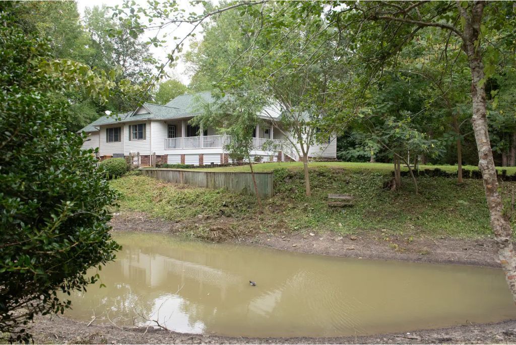 Photo of Others in James City